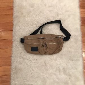 zara fanny pack mens
